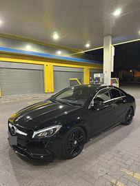Mercedes CLA 200d Automatica Premium Night AMG