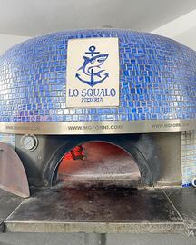 Forno a legna per pizzeria