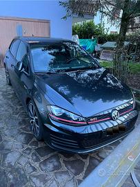 Volkswagen Golf GTI VII 7 Performance