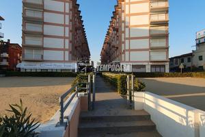 ESCLUSIVO QUADRILOCALE FRONTE MARE IN VIA BAFILE