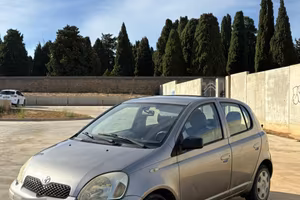 Toyota Yaris-5 porte- 2004 - 219.432 km -diesel