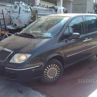 Lancia phedra anno 2005