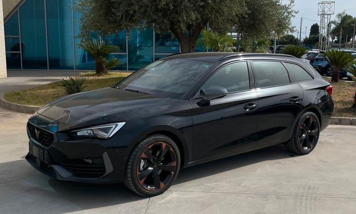 CUPRA Leon 2.0 tdi dsg T-Stock prezzo