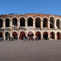 2 LOCALI A VERONA