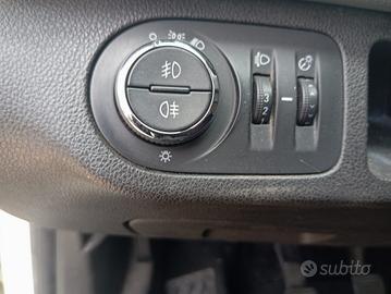 Centralina comando accesione luci OPEL MERIVA B 20