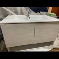 Mobile bagno  con lavandino