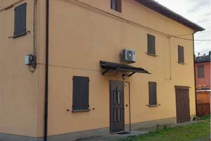 Casa indipendente di 140 m² con più di 5 locali e 