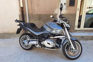 BMW R1200R