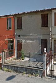 CASA ACCOSTATA IN QUARTIERE RESIDENZIALE!