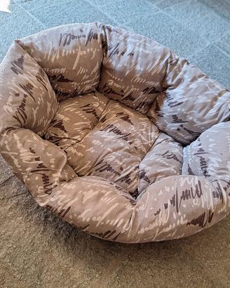 cuccia e trasportino gatto