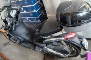 piaggio beverly 500 cc scooter