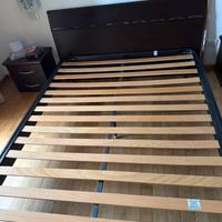 Letto con rete con doghe in legno 160x190