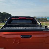 Isuzu D-Max roll bar e copertura cassone