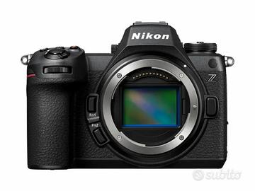 NIKON Z6 III + SD 128 (6 ANNI GARANZIA NITAL)