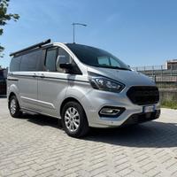 Van Aventura