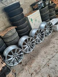 cerchi da 18 a turbina alfa romeo giulia