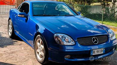 Mercedes SLK 200 EVO Blu, interni neri. ASI 