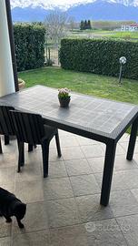 Tavolo da esterno