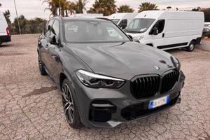 BMW X5 xdrive40d mhev 48V Msport auto