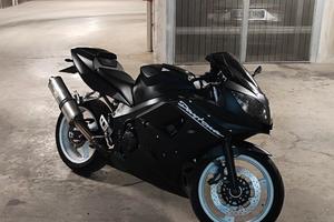 Triumph Daytona 600 2004