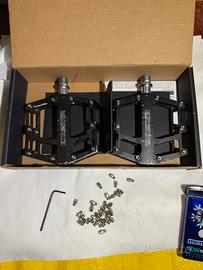 Pedali enduro Exustar