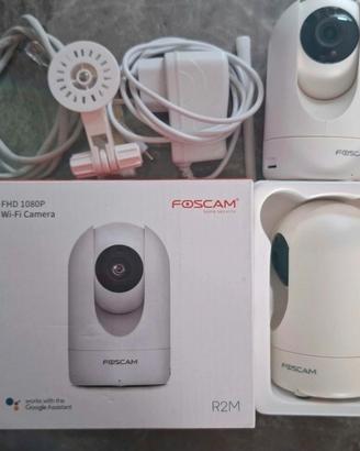 2 Telecamere WiFi Foscam R2M FHD 1080p.