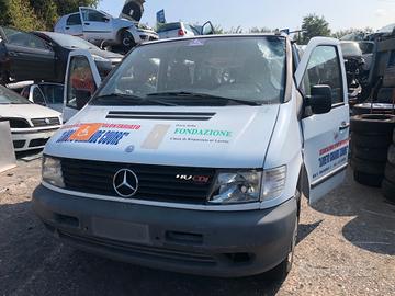 MERCEDES VITO ANNO 02