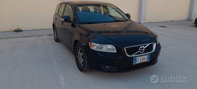 VOLVO V50 D2 Restyling