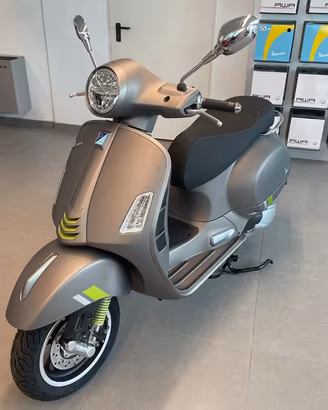 VESPA GTS 300 Super Tech EURO 5 - NUOVO IN PRONT