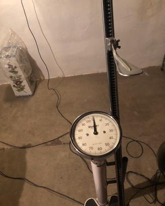 Bilancia pesapersone + asta misurazione altezza