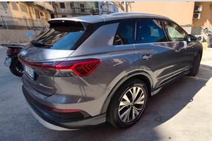 Audi Q4 40 business advanced 8/21