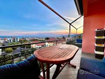 Blu Box - Terrazza sul Mare (Pietra Ligure)