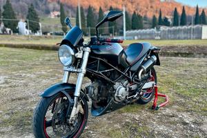 Ducati Monster 400 Dark