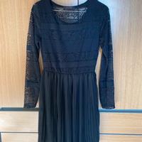 Vestito nero elegante in pizzo ricamato invernale