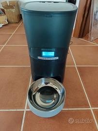 distributore cibo  secco