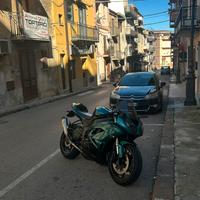 kawasaki ninja zx6r del 2009