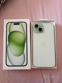 Iphone 15 verde