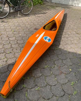 Canoa e pagaia