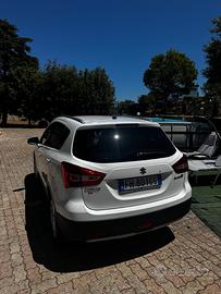 Suzuki s4-cross