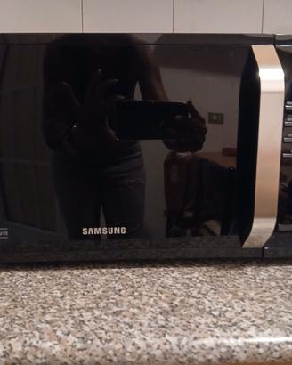 Microonde e Grill Samsung