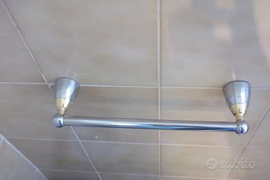 Accessori bagno (porta asciugamani) - USATI