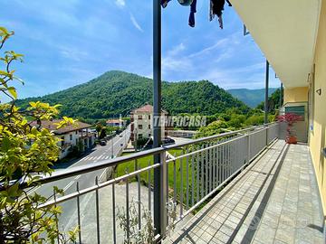 APPARTAMENTO RISTRUTTURATO CON TRE CAMERE A LANZO