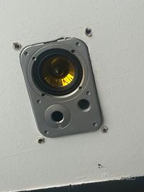 Impianto stereo con casse da soffitto