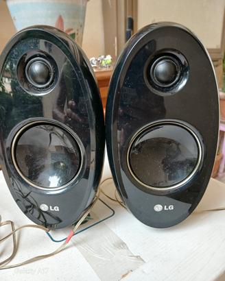 Sistema 2.1 LG - Subwoofer + 2 Casse Satelliti 