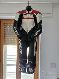 Tuta Dainese tricolore