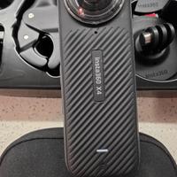 INSTA X4 con accessori originali Insta.