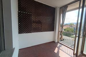 Bilocale luminoso con ampio terrazzino vivibile
