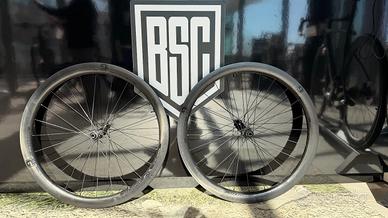 Coppia ruote usate in carbonio 9thwave ninefold