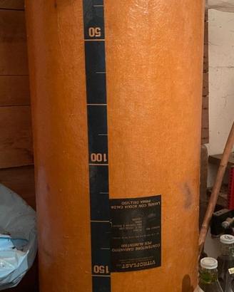 BOTTE DA 200LITRI IN VETRORESINA