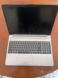 HP 250 G10 Series Notebook Portatile,